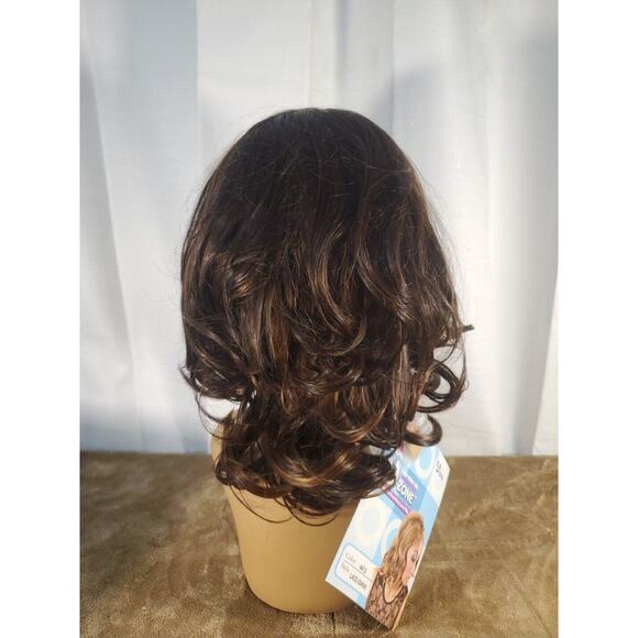 Aplus Ozone Synthetic Swiss Lace Front 004NW Wig Soft Body Wave Heat Resistant - Picture 5 of 6